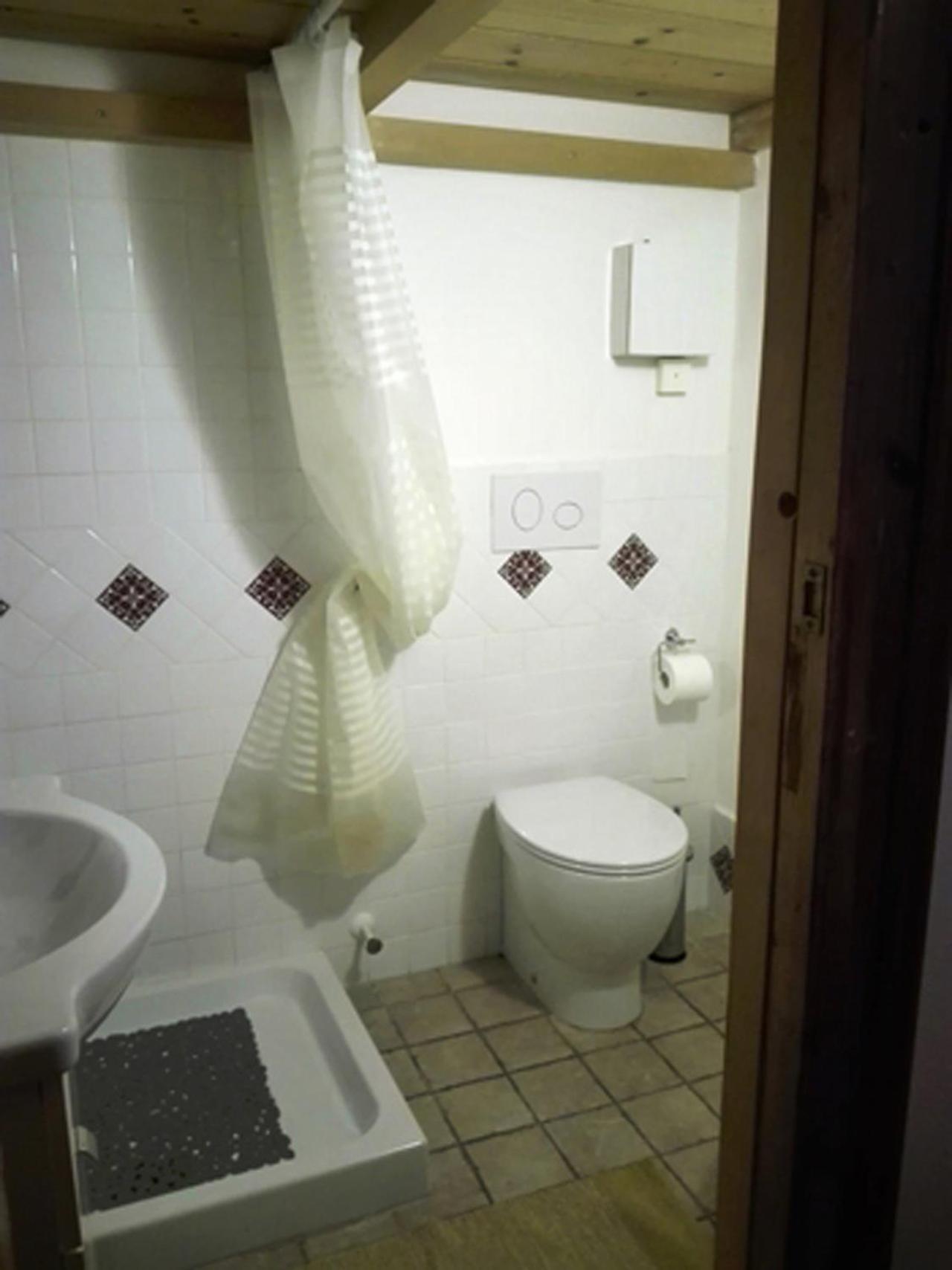 B&B Le Finestre Su Via Cavour Sassari Cameră foto