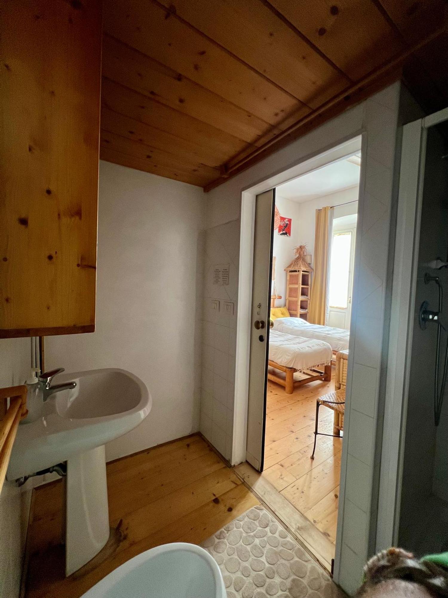 B&B Le Finestre Su Via Cavour Sassari Cameră foto